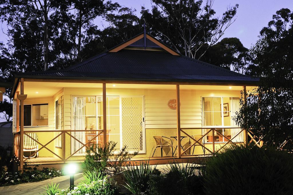 Waverley House Cottages Lakes Entrance Εξωτερικό φωτογραφία