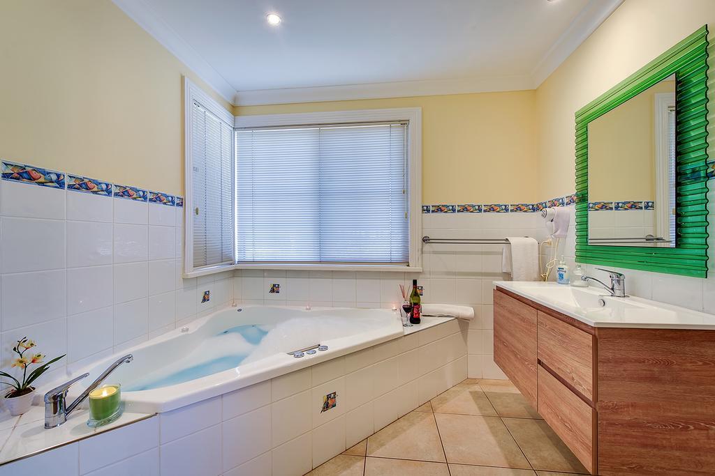 Waverley House Cottages Lakes Entrance Εξωτερικό φωτογραφία