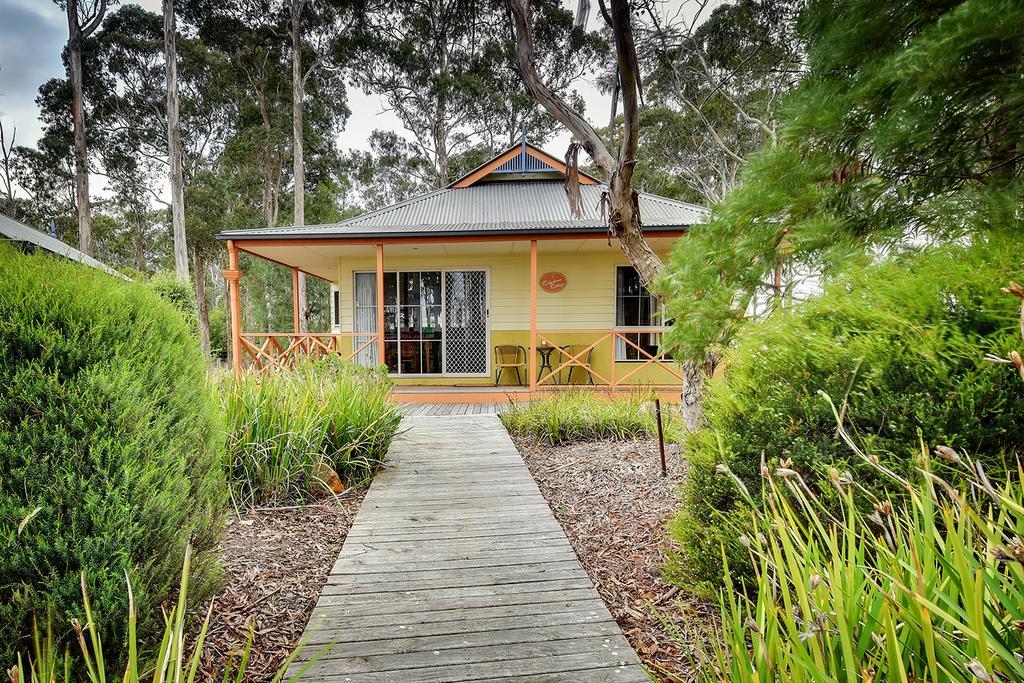 Waverley House Cottages Lakes Entrance Εξωτερικό φωτογραφία